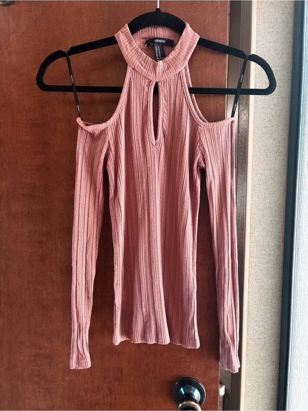 Forever 21 Dusty Rose Ribbed Cold-Shoulder Mock Neck Top